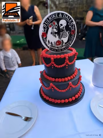 cake topper